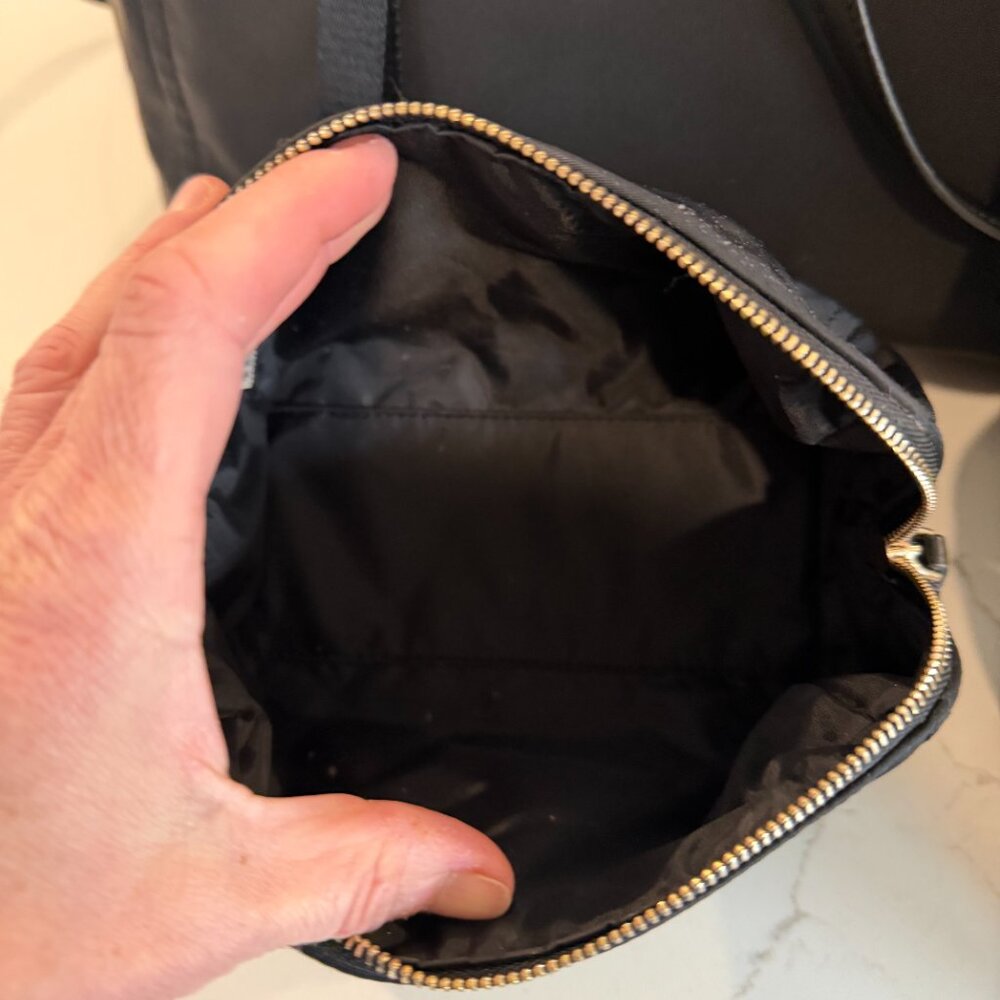 Kate Spade Chelsea weekender bag, black And Two Travel Makeup Cases Bundle - Picture 13 of 14